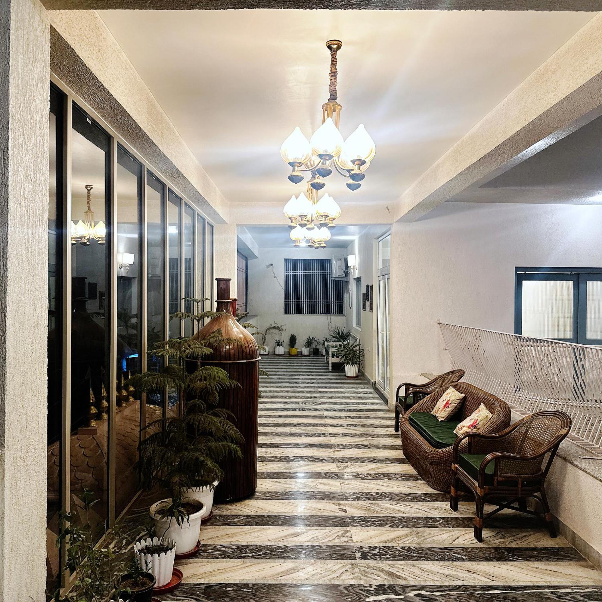 Vraj Vilas Vrindāvan Exterior foto